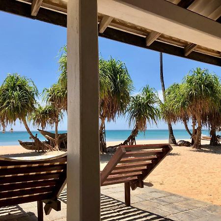 Moon Isle Beach Bungalow Nilaveli Exterior photo