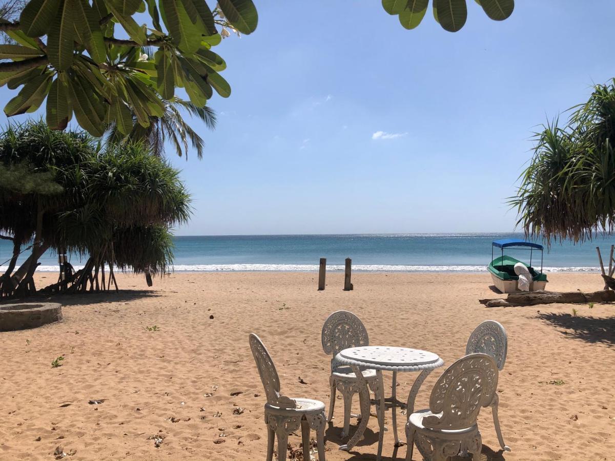 Moon Isle Beach Bungalow Nilaveli Exterior photo